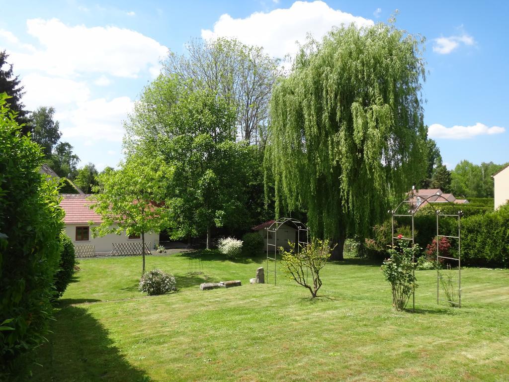 La Maison Du Fargis Auffargis Exteriör bild